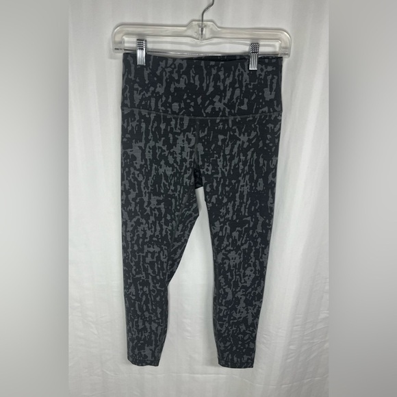 Lululemon Wunder Train High-Rise Tight 25" Print
Heathered PU Black Asphalt Grey - Picture 4 of 6